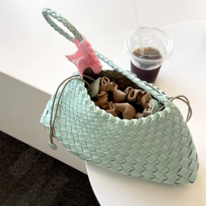 11_64_b841dced-6677-4f76-9c74-4d13320fb018.png French Style Woven Underarm Bag Soft Nappa Leather Handbag with Structured Base, Chic Shoulder Tote for Women